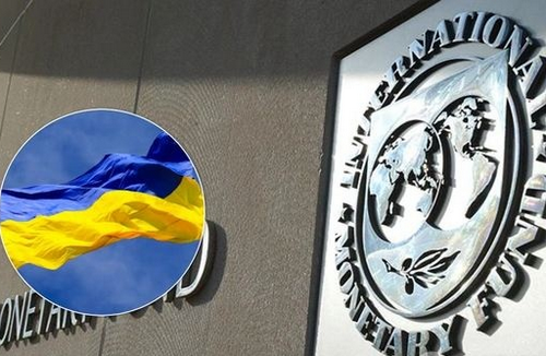 МВФ вимагає від Нацбанку девальвати гривню – Bloomberg